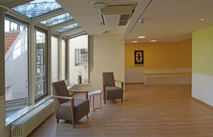 Bequeme Sitzgelegenheiten im Gemeinschaftsbereich