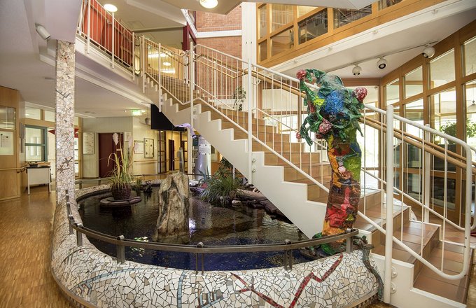 Brunnen im Foyer der Else-Heydlauf-Stiftung